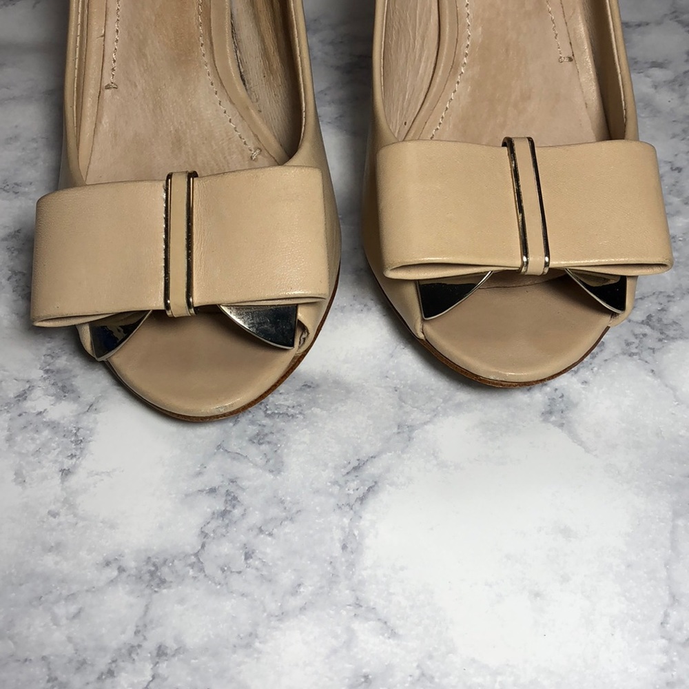 Louise et Cie Nadia Peep Toe Bow Pump